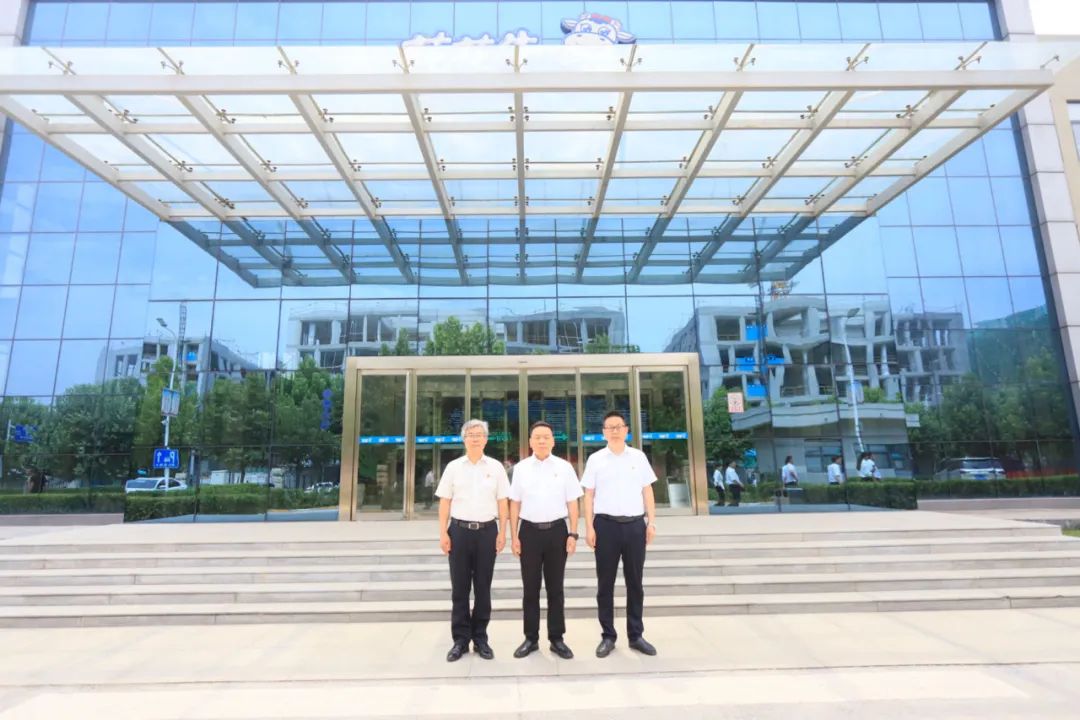 中国共产党开云集团官网-中国有限公司
第二届委员会第二次党员大会胜利召开